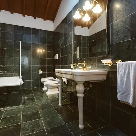 Villa With Private Pool In Vinci - What'app - 0049-1521-4658-810 - For Reservations! Limite