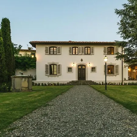 With Private Pool In Vinci - What'app - 0049-1521-4658-810 - For Reservations! Villa Limite