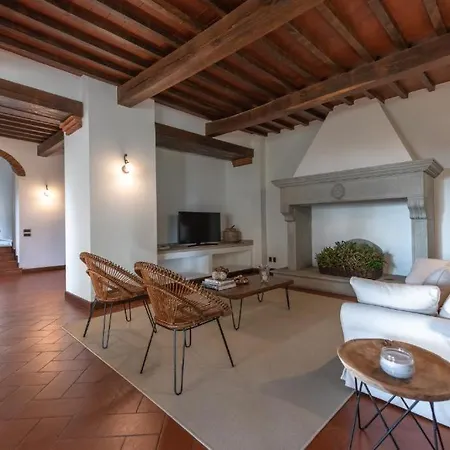Villa With Private Pool In Vinci - What'app - 0049-1521-4658-810 - For Reservations! Limite