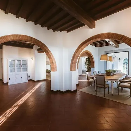 With Private Pool In Vinci - What'app - 0049-1521-4658-810 - For Reservations! Villa Limite